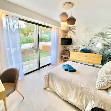 Luxe Palmerey 10 Pax Piscine Spa Vue Mer Βίλα *